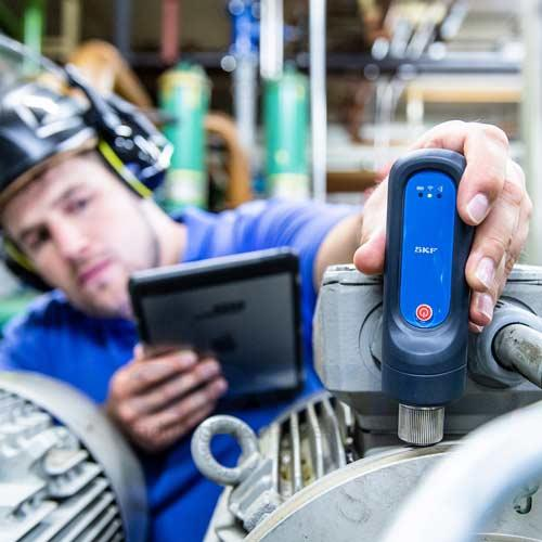 SKF CMSS 2100  Industrial accelerometer straight exit with MIL-C-5015 two pins