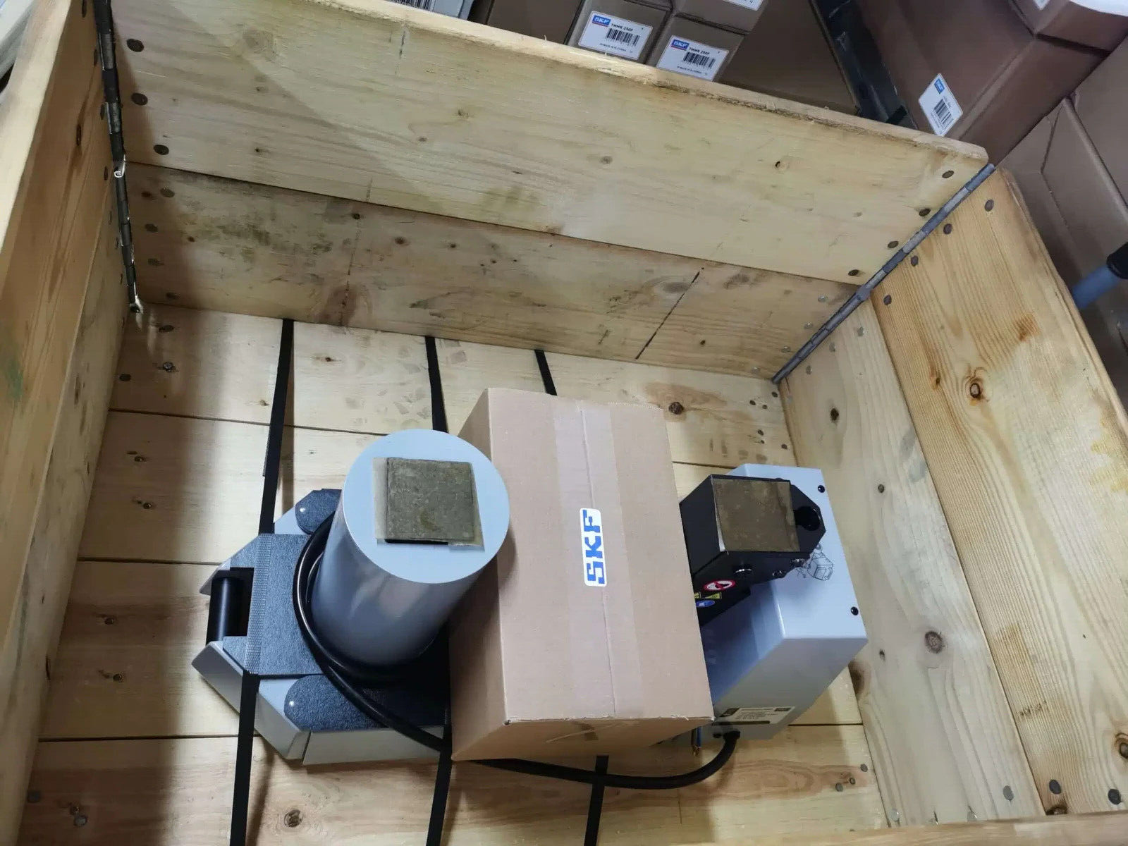 SKF TIH100M/230v Medium Induction Heater 220-240V/ 50-60Hz 3.6kVA | FACTORY NEW